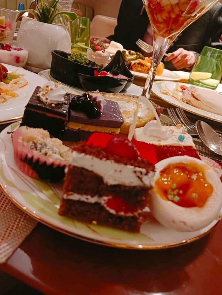 Buffet Dinner Dessert Delight